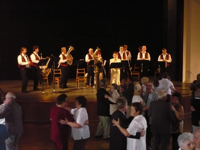 01 - Tylův dům - Polička - 29.3.2008.JPG